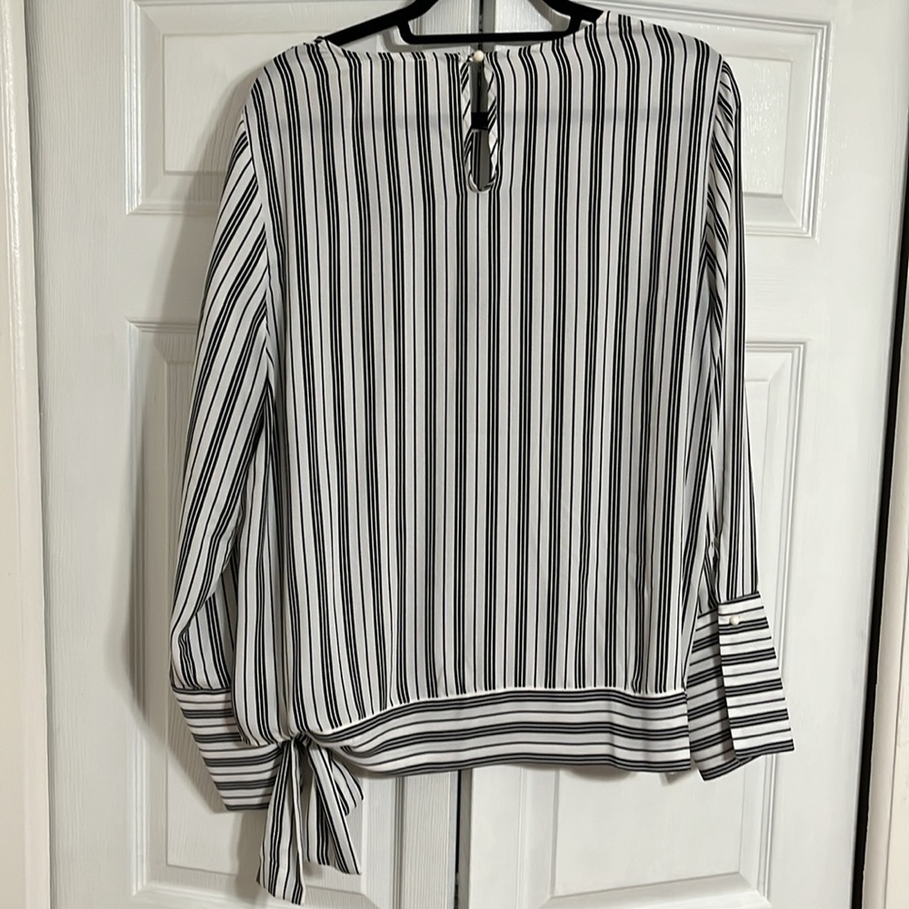 Pleione Black and White stripe blouse - Picture 6 of 6